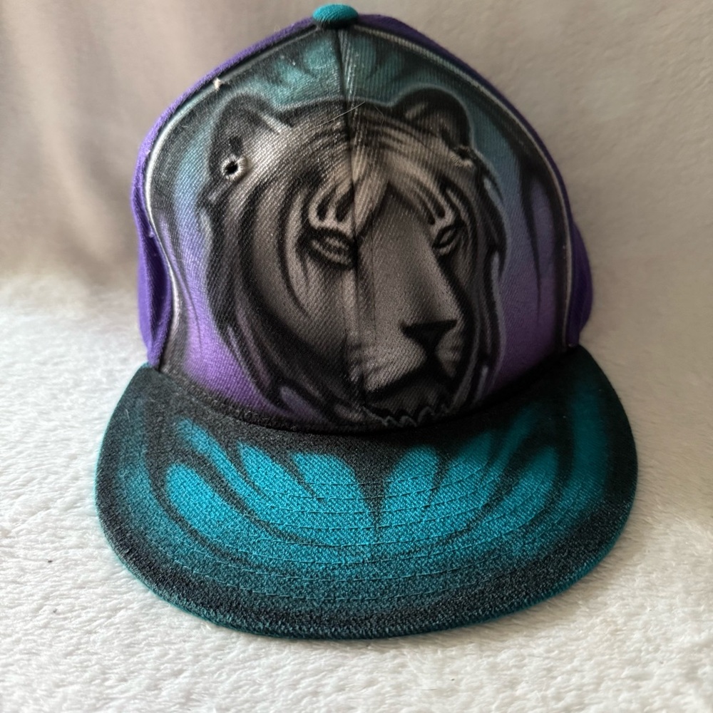 Vibrant Purple and Teal Tiger Men's Cap Snap‎ Back Trucker’s Hat One Size Decky
